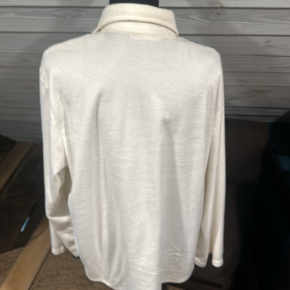 Victoria’s Secret sleep set - Picture 2 of 4